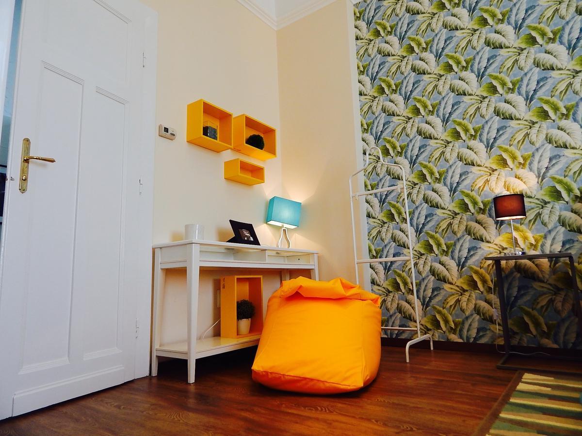 Hello Downtown Apartment - Broadway ブダペスト エクステリア 写真